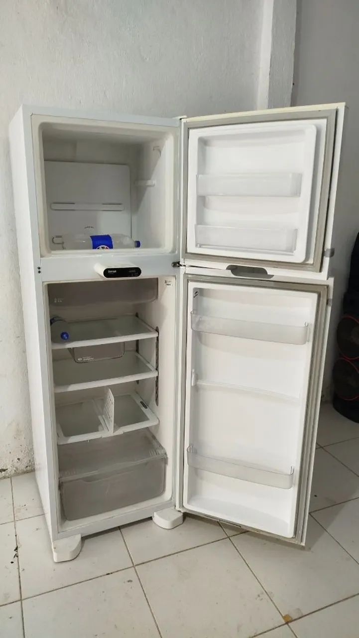 GELADEIRA CONSUL 388 LITROS FUNCIONANDO PERFEITAMENTE  - Foto 3