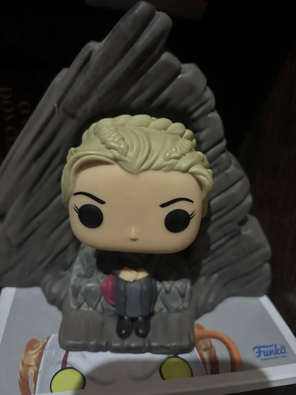 funko pop daenerys dragonstone