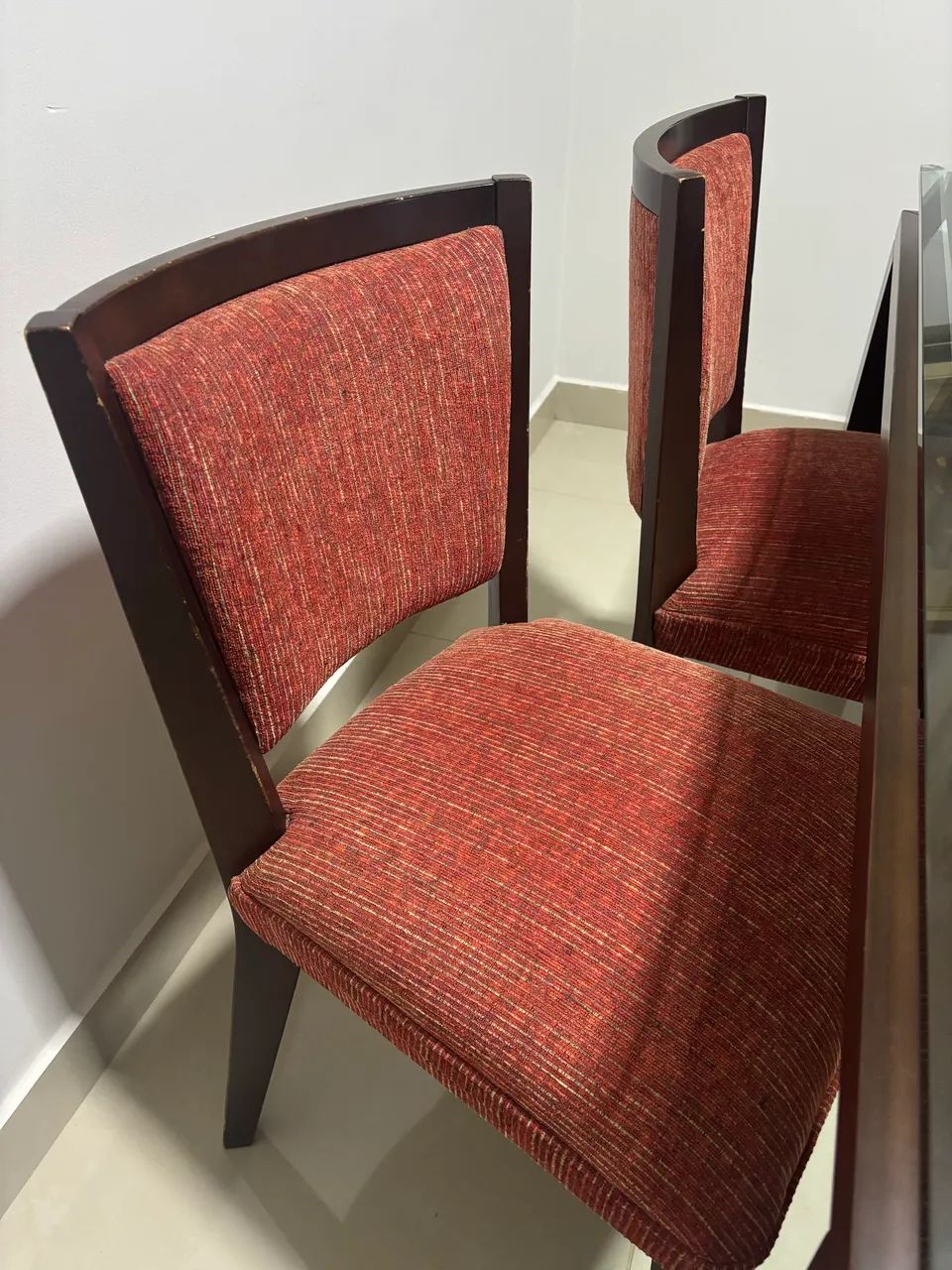 Vendo mesa madeira 8 lugares - Foto 4