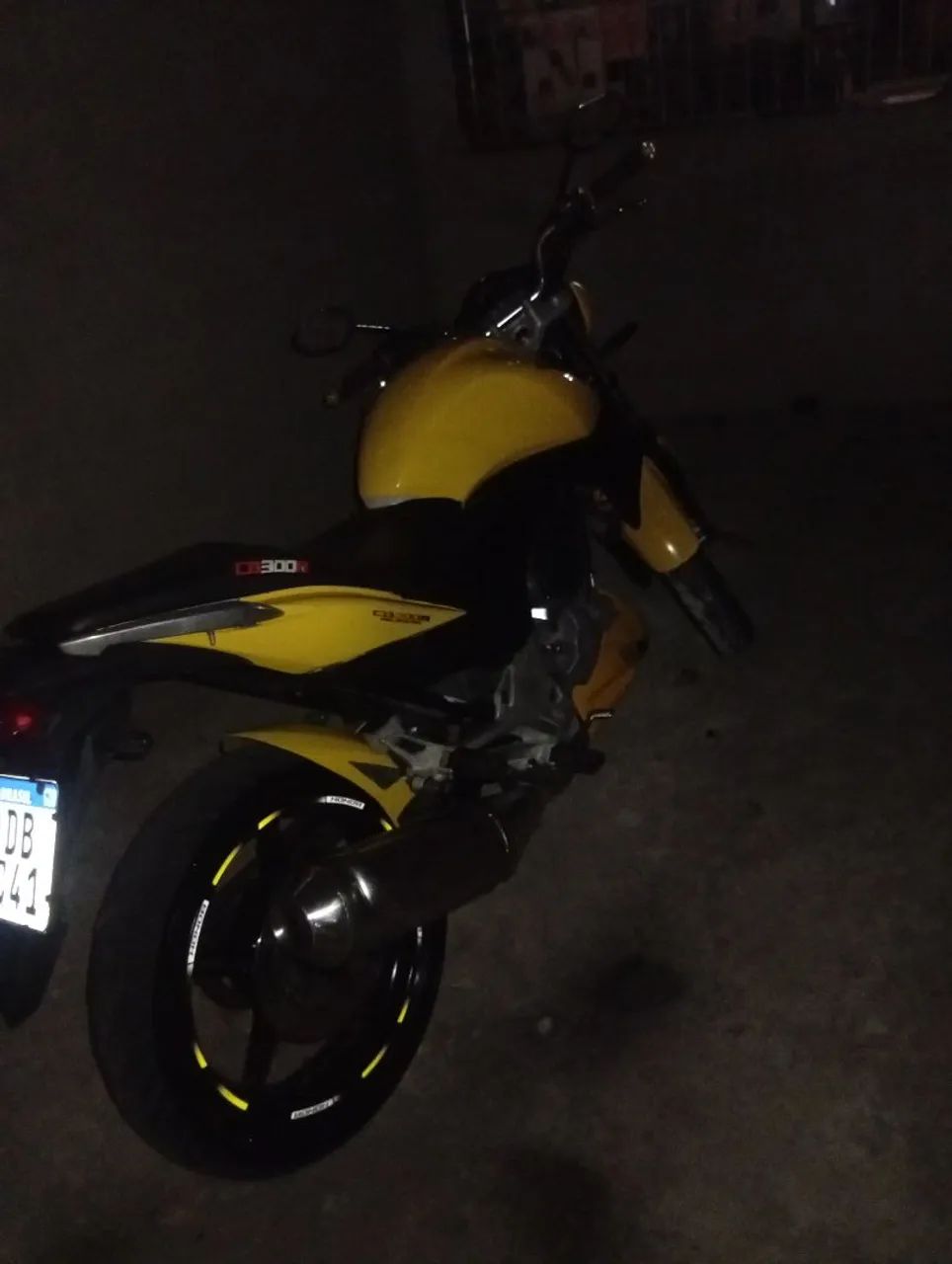 Cb 300 e  - Foto 4