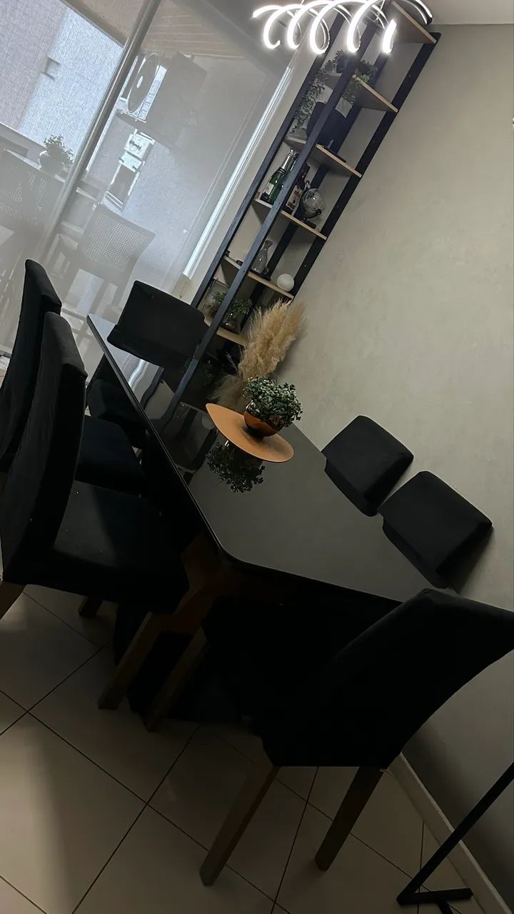 Vende se mesa de jantar 6 lugares 