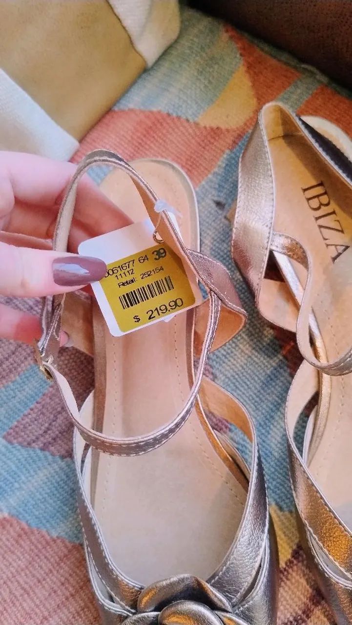 Slingback Dourado Velho com Camelia da Ibiza - Foto 3