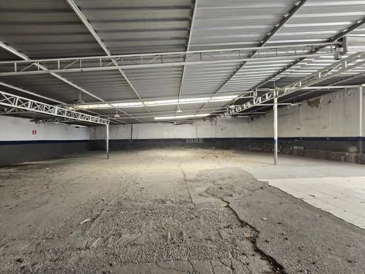 Aluguel: Galpão 1.200,00 m² com 20 vagas, B. Prado, em BH/MG