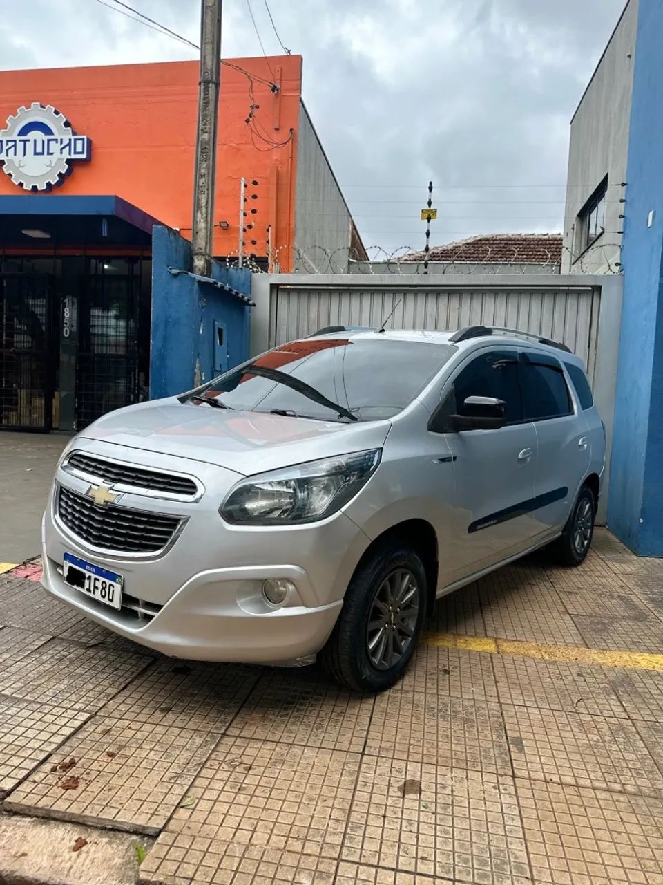 Chevrolet Spin SPIN ADVANTAGE 1.8 8V Econo.Flex 5p Aut. 2015