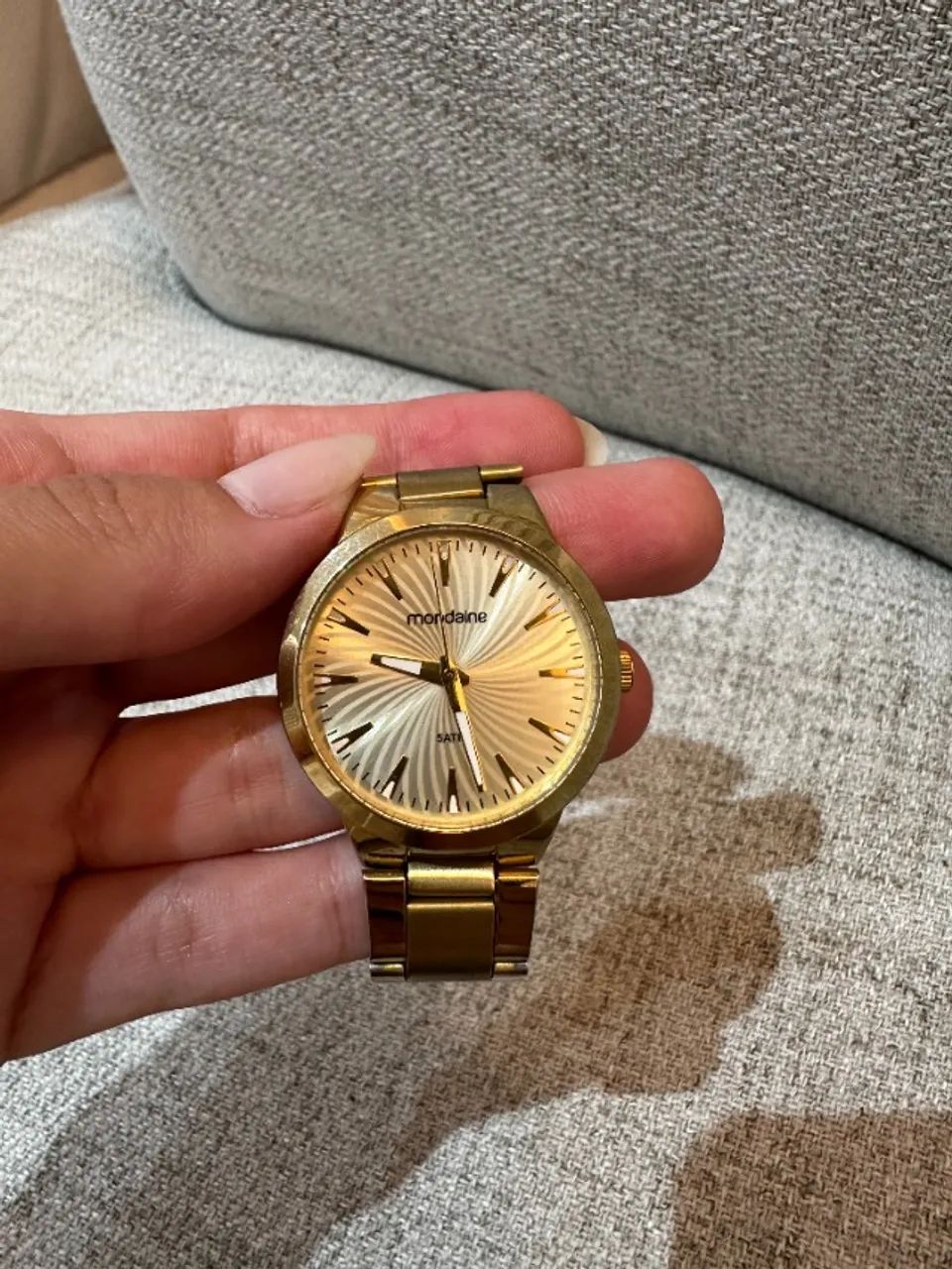 Relógio Mondaine Dourado - Foto 2