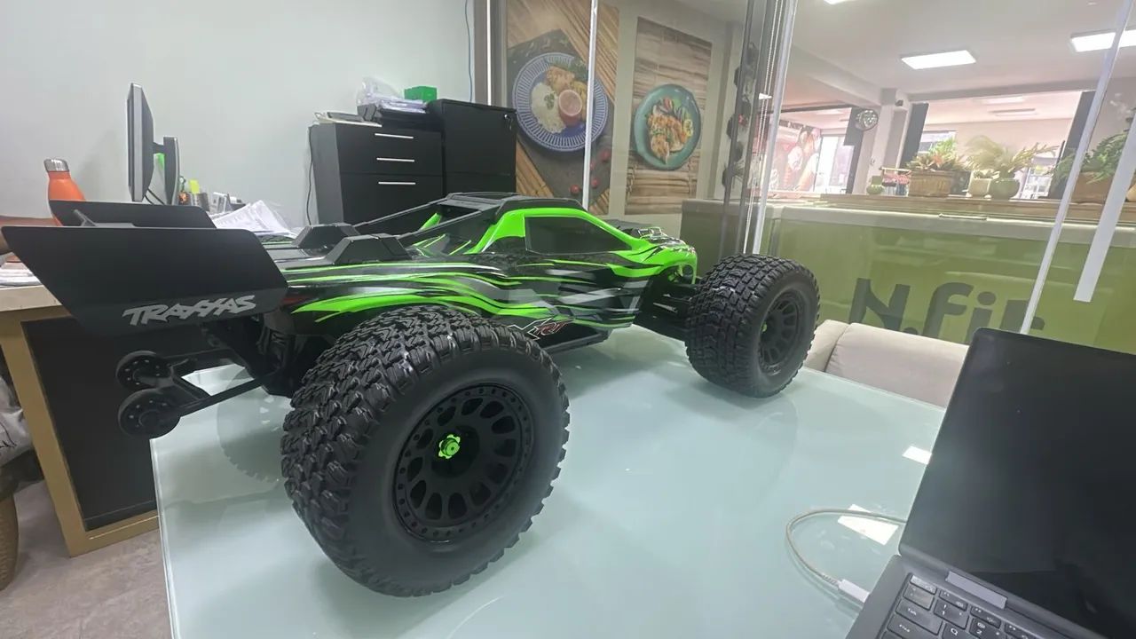 Automodelo Elétrico Traxxas XRT 1/6 8s (NOVO)