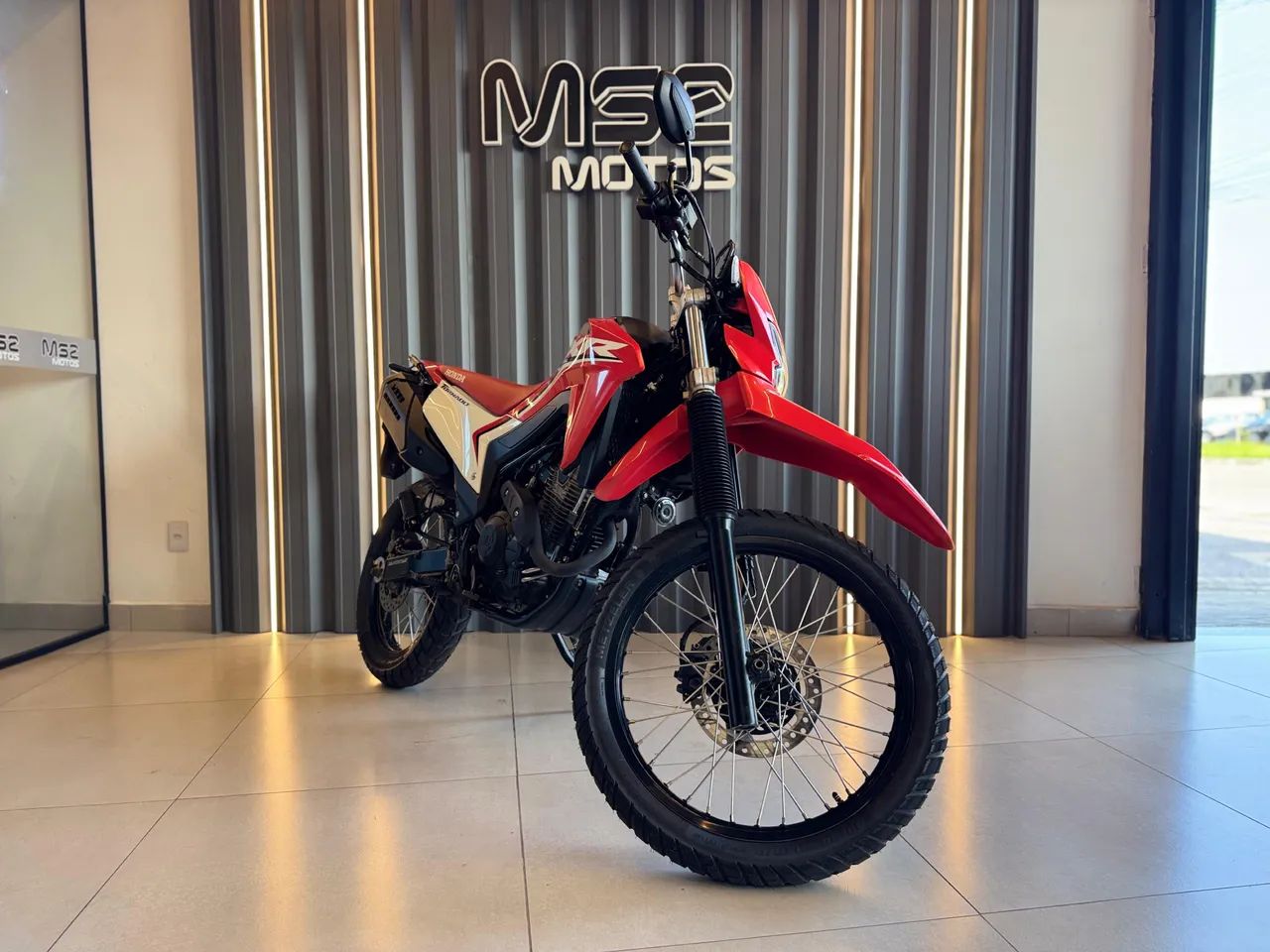 XR Tornado 300 2025  - Foto 4