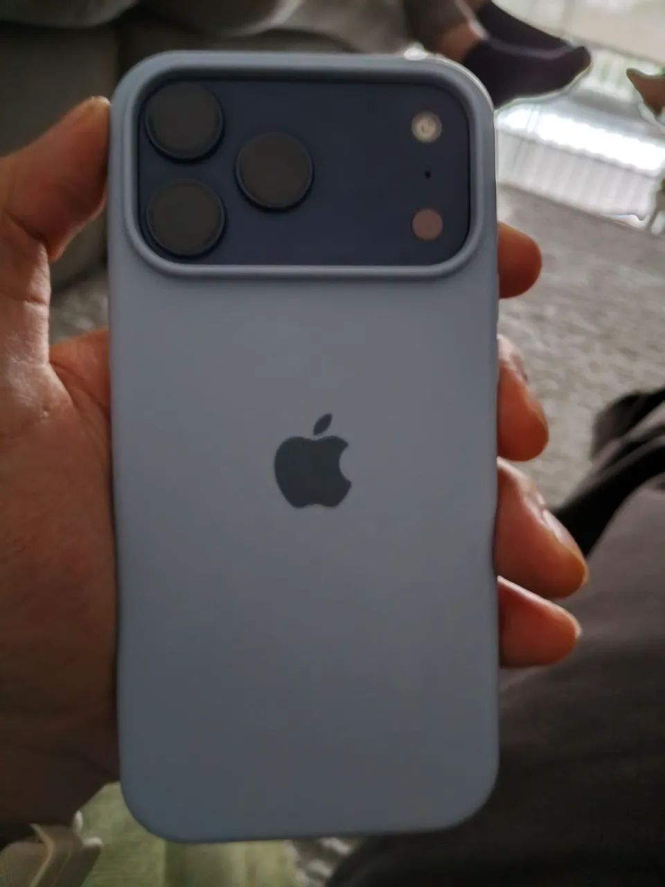 Iphone 17 pro max seminovo 