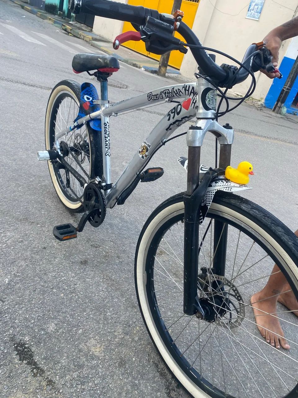 VENDO BICICLETA 