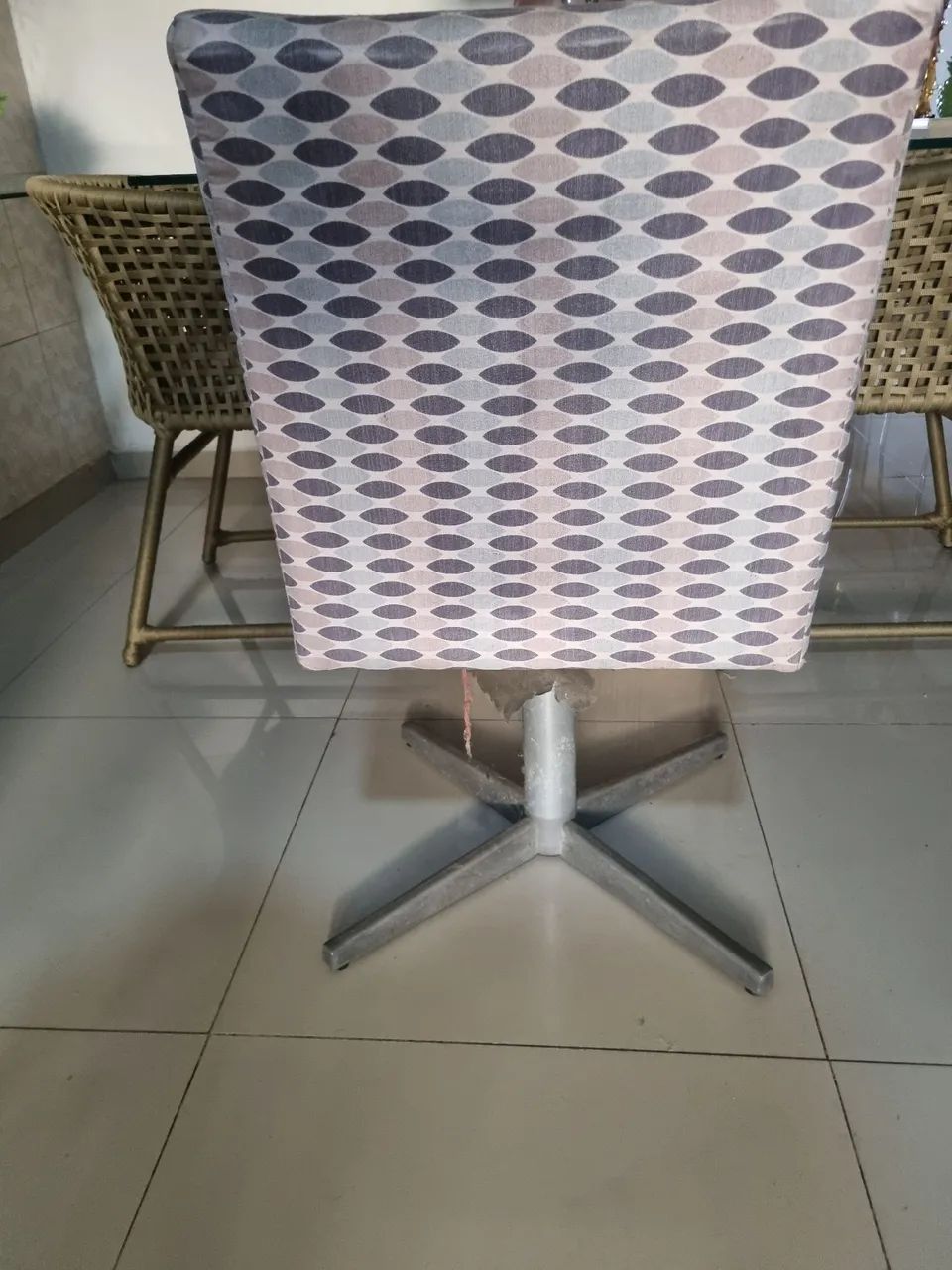 Cadeira de jantar giratória  - Foto 2