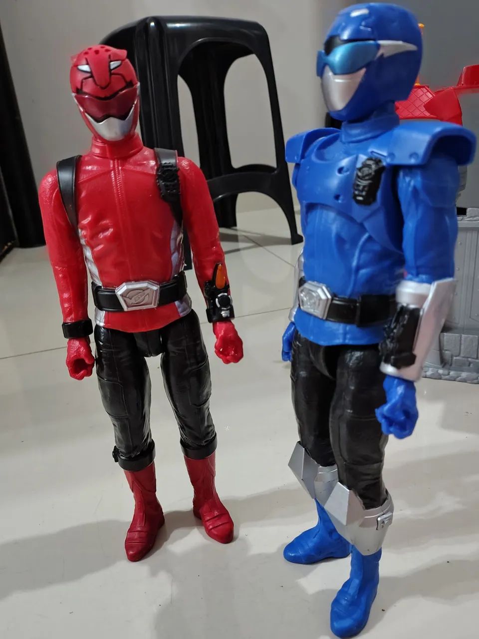 2 bonecos Power Rangers