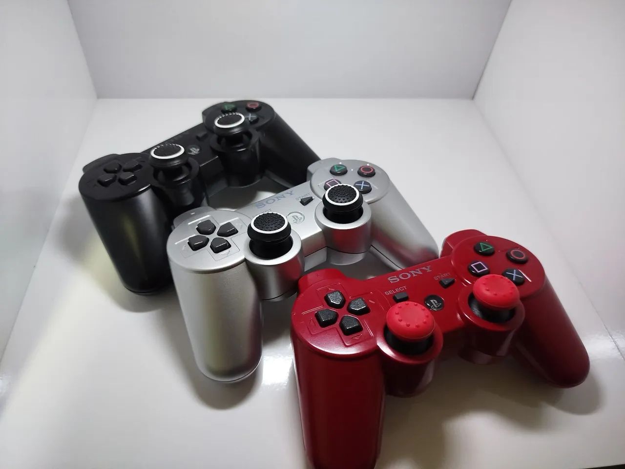 KIT 3 DUALSHOCKS PS3 - ORIGINAIS  - Foto 2