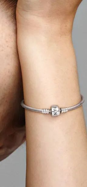 Pulseira divertida com fecho cilíndrico e elos em formato de cobra. prata de lei - Foto 2