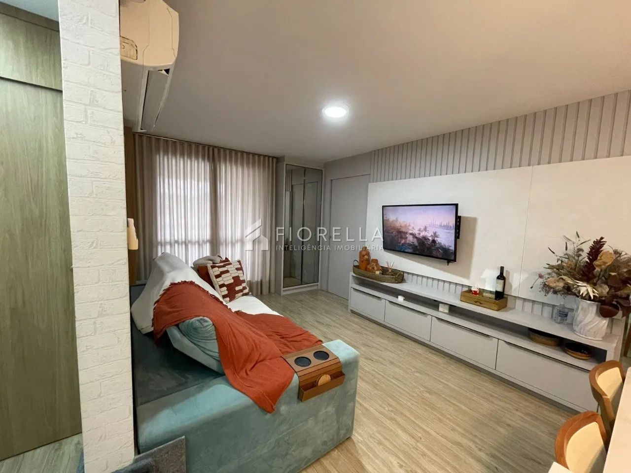 Apartamento com 02 dormitórios e 01 vaga no bairro Kobrasol, São José. - Foto 2