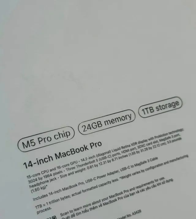 MACBOOK PRO 14-INCH | M5 PRO 