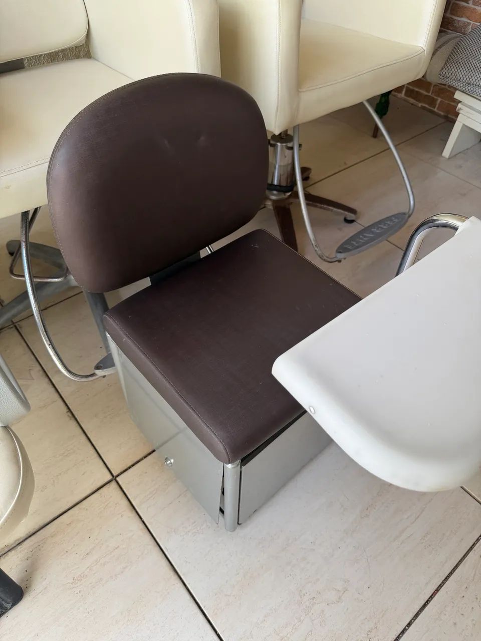 2 carrinhos de manicure Ferrante - Foto 2