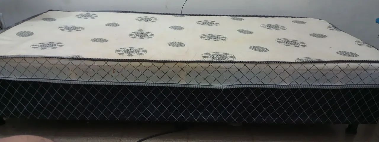 Cama box de solteiro