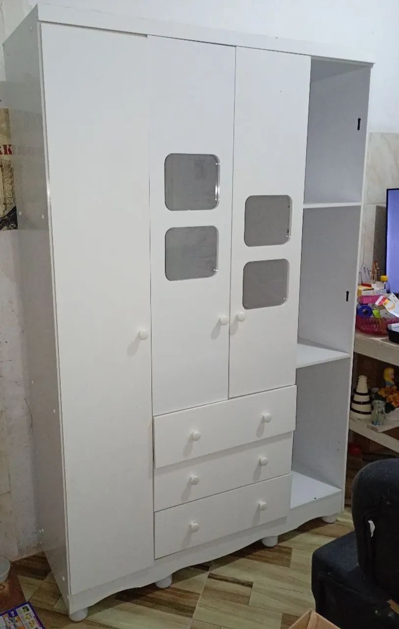 Guarda Roupa 