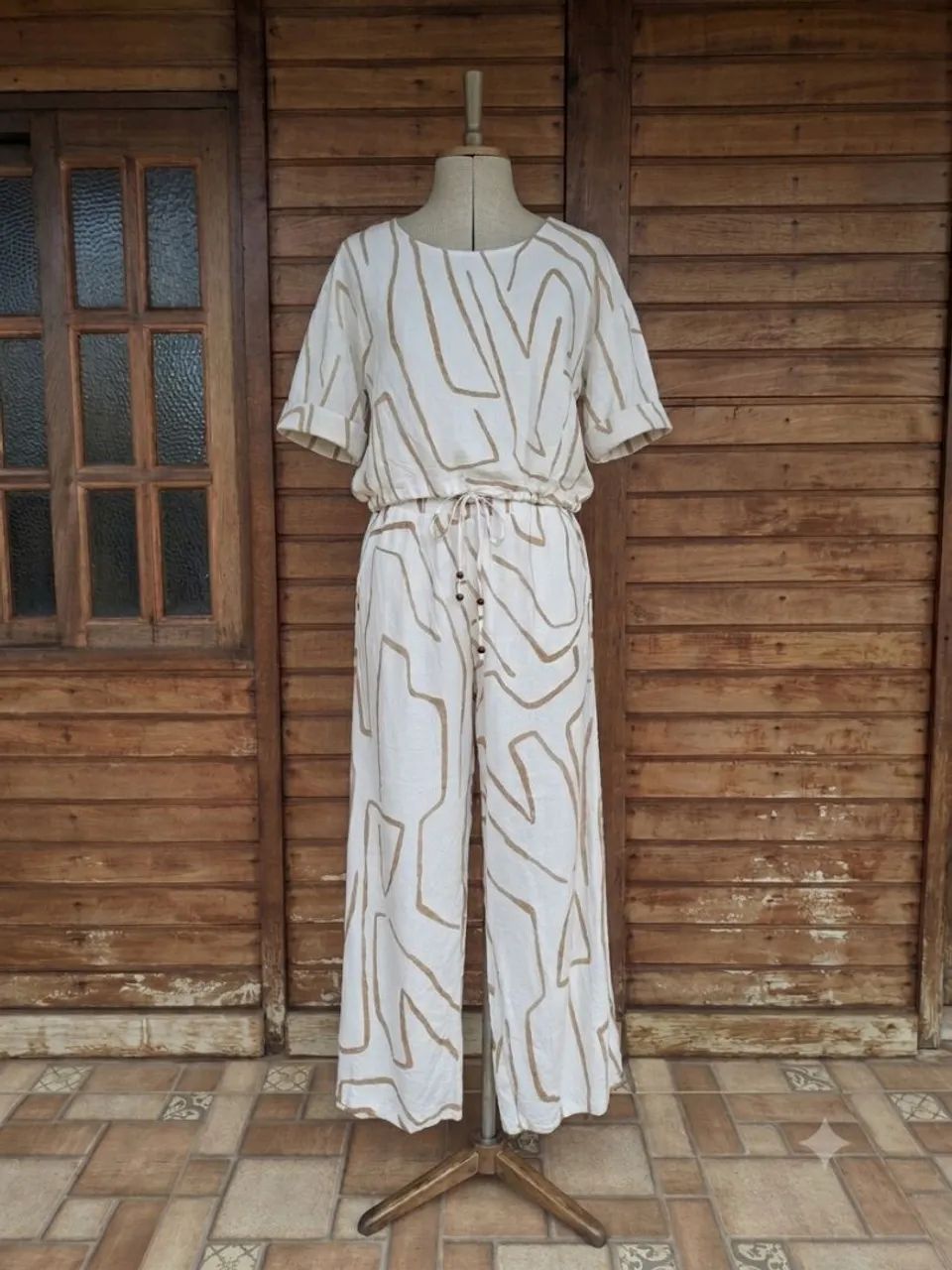 Conjunto off white de viscolinho blusa e calça  - Foto 2