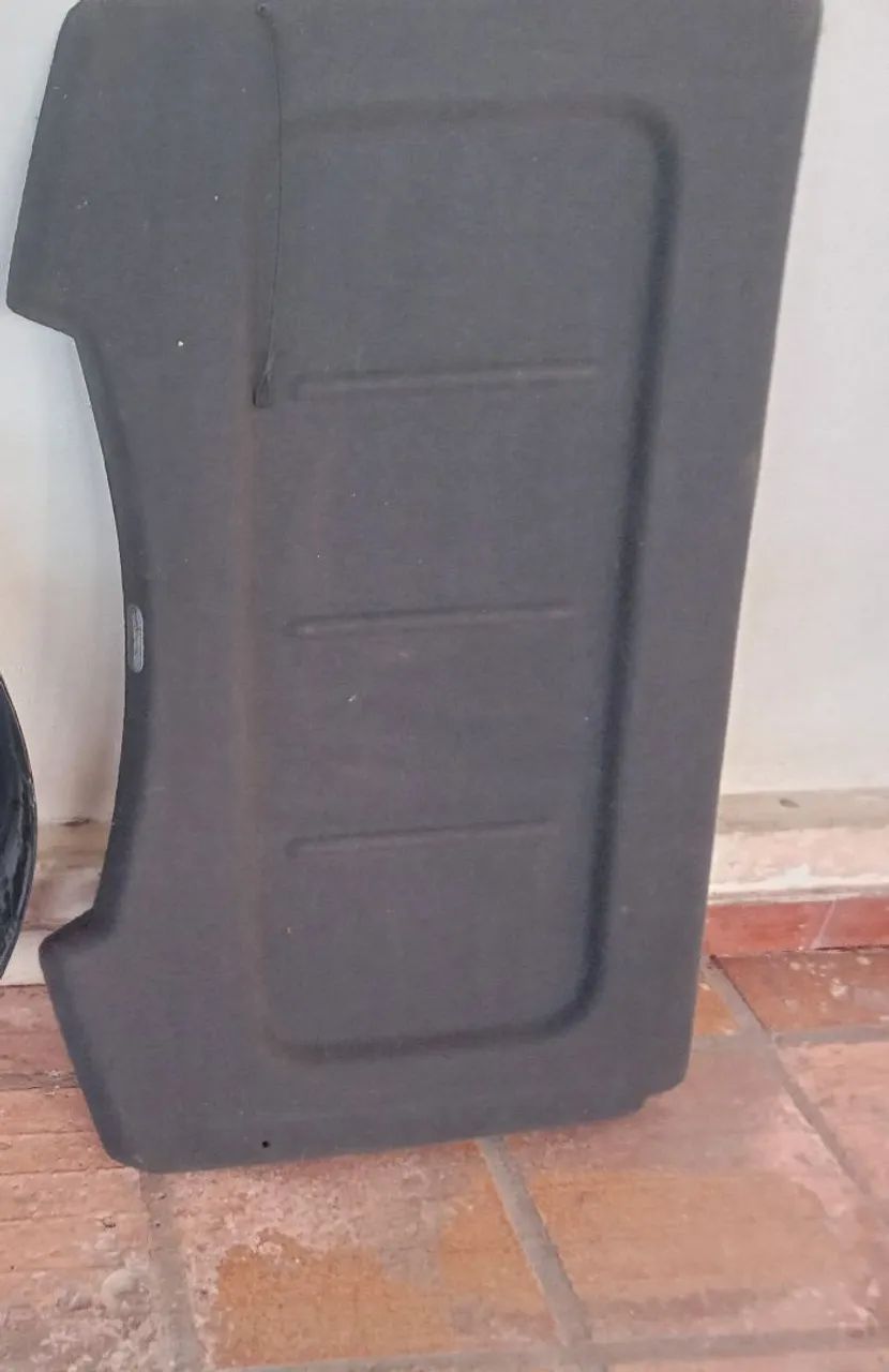 Tampa suspensa porta malas Rav 4. Ano 2005 - Foto 4