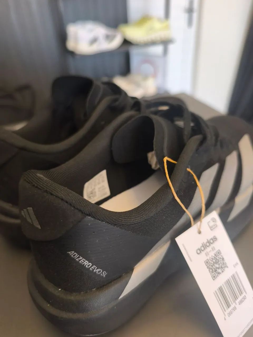 ADIDAS ADIZERO EVO SL  IMPORTADO - Foto 5