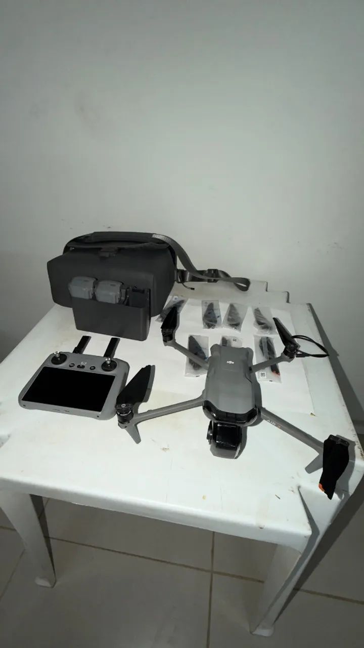 DRONE DJI AIR 3 FLY MORE COMBO ( DJI RC 2 ) - Foto 3