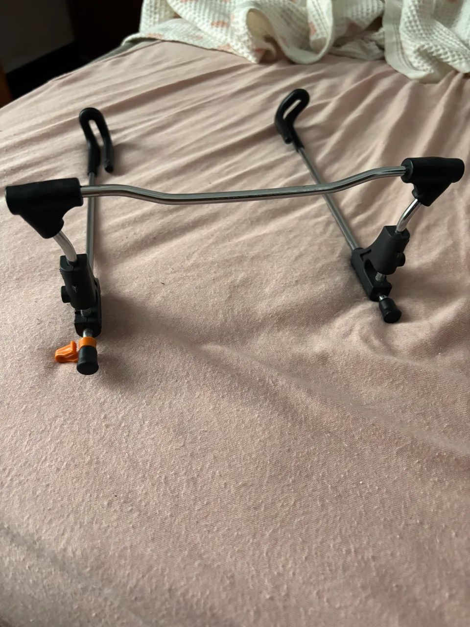 suporte ergonômico e dobrável para notebook  - Foto 2