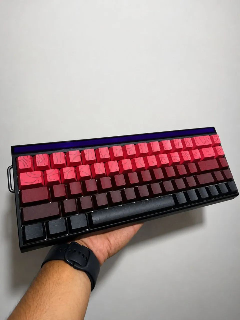Teclado Magnético Aula Hero 68HE