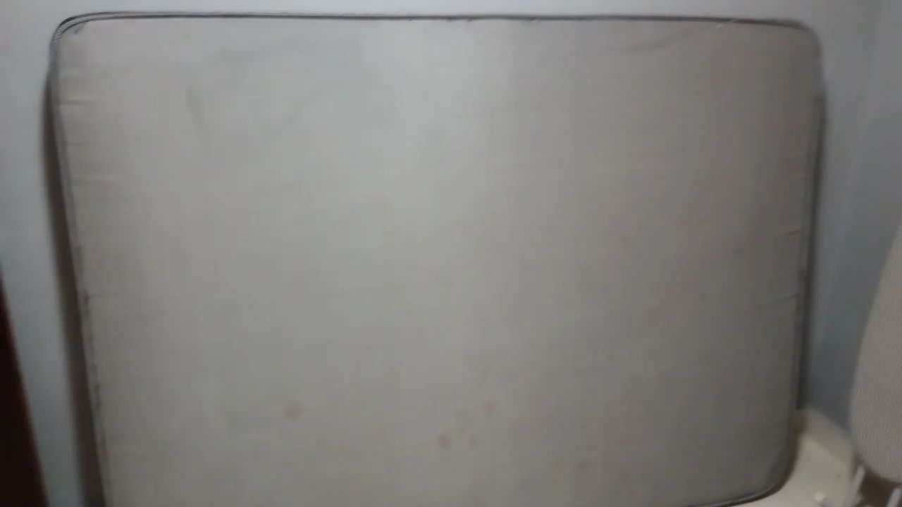 Colchão de casal simples 