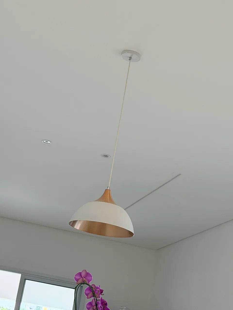 Luminária pendente de alumínio 