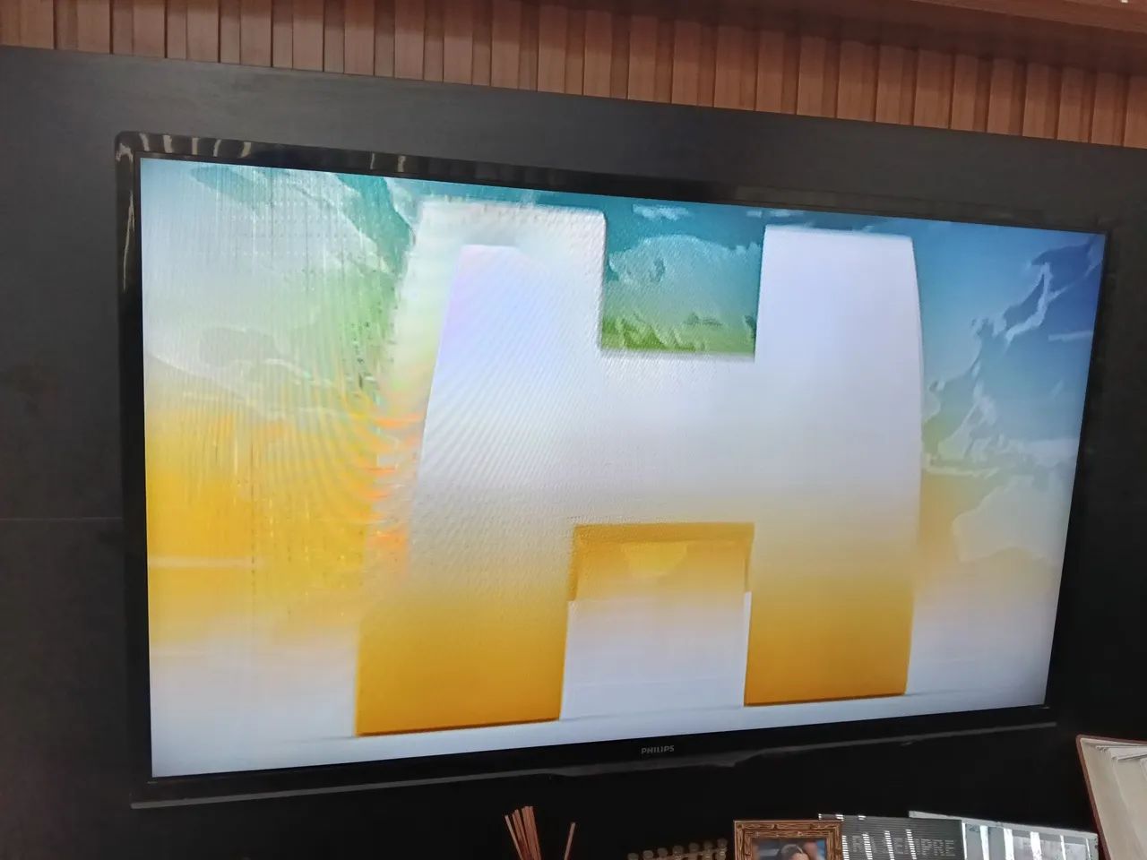 Tv Philips 47"polegadas 