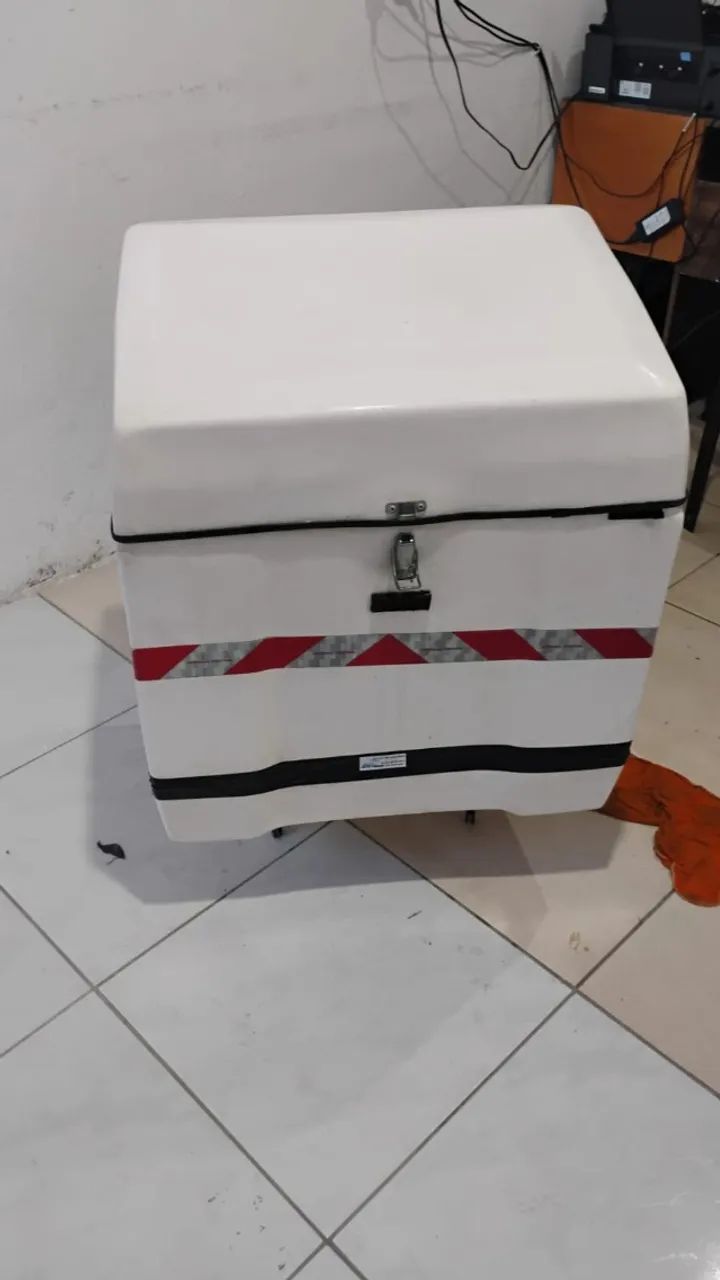 bau pra moto reforçado 186 litros com suporte