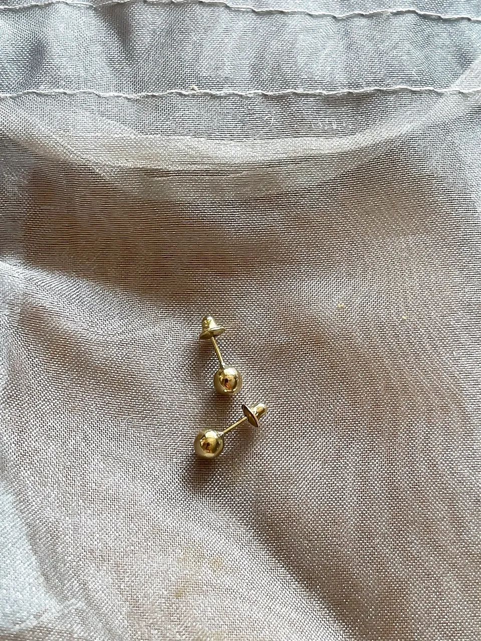 Brinco bolinha ouro amarelo 18k legítimo  - Foto 2