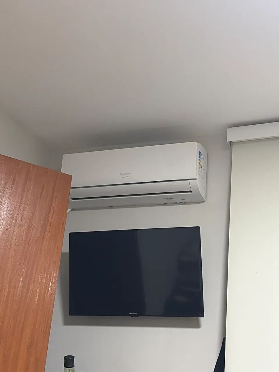 Vendo TV Smart Britania 32 polegadas 
