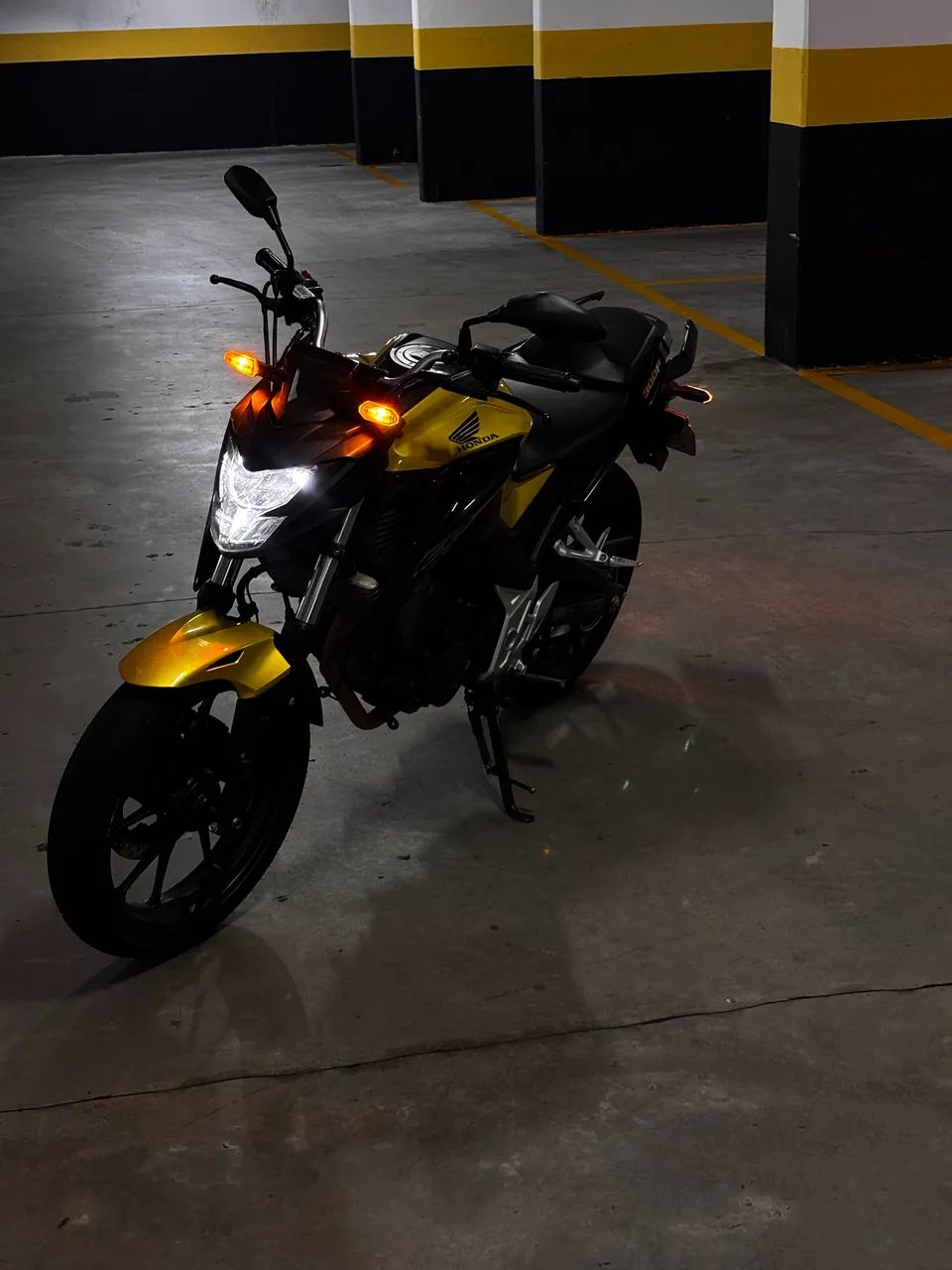 Cb 300f abs  - Foto 2