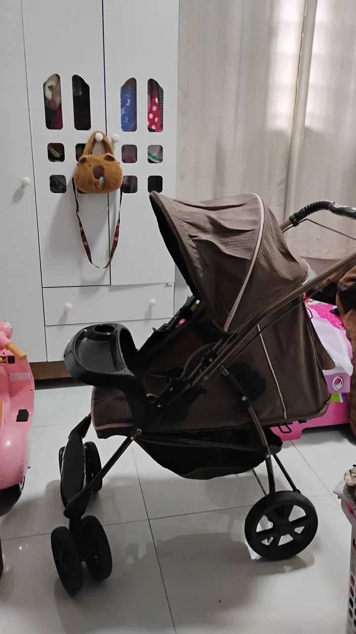 Carrinho de bebê 380.00 Galzerano e bebê conforto 75.00  - Foto 5