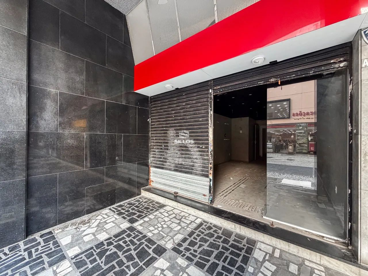Loja para alugar com 39 m² de área total no Centro de Curitiba - Foto 2