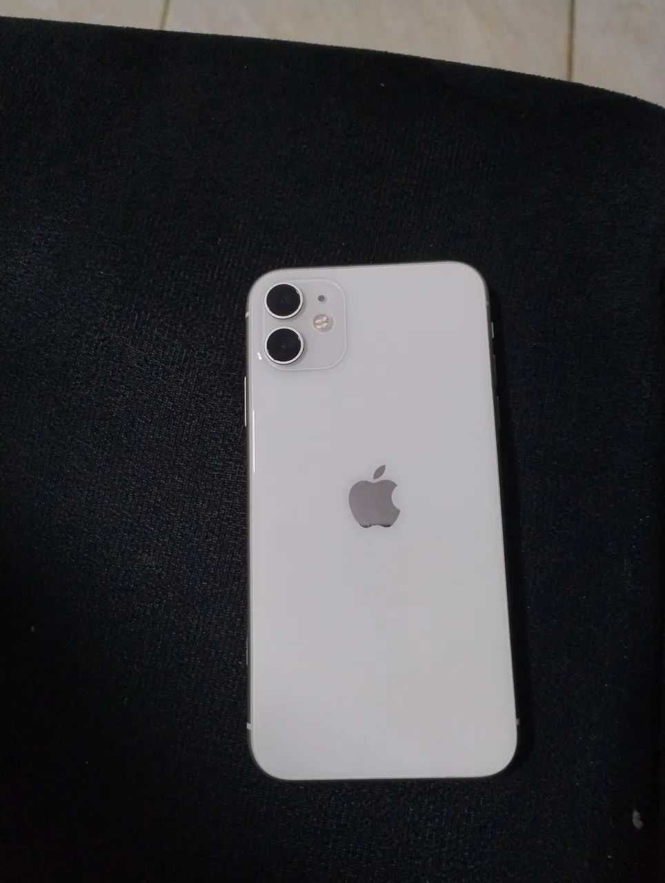 iPhone 11+cabo novo