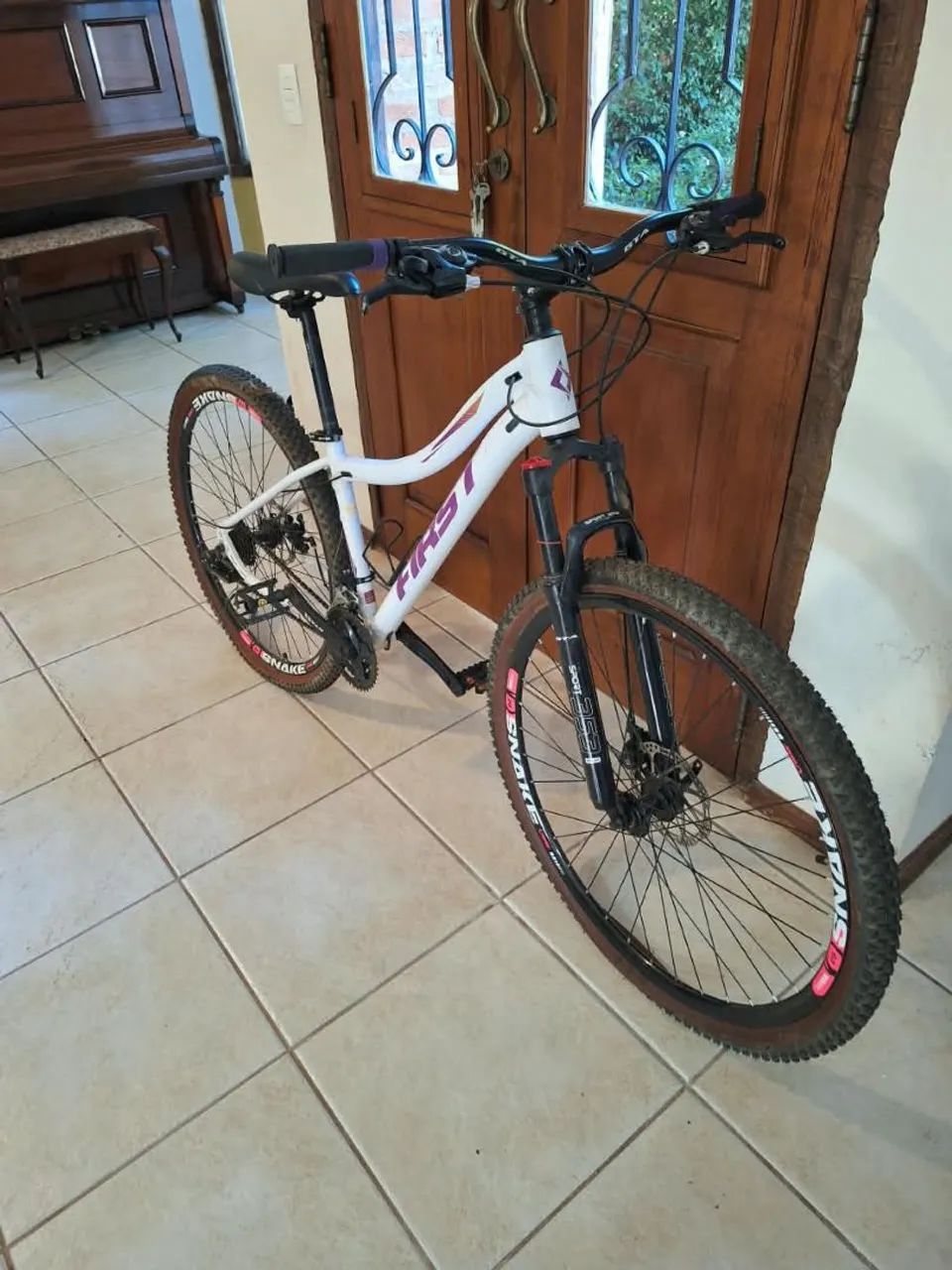 First Smitt usada aro 29 - Foto 4