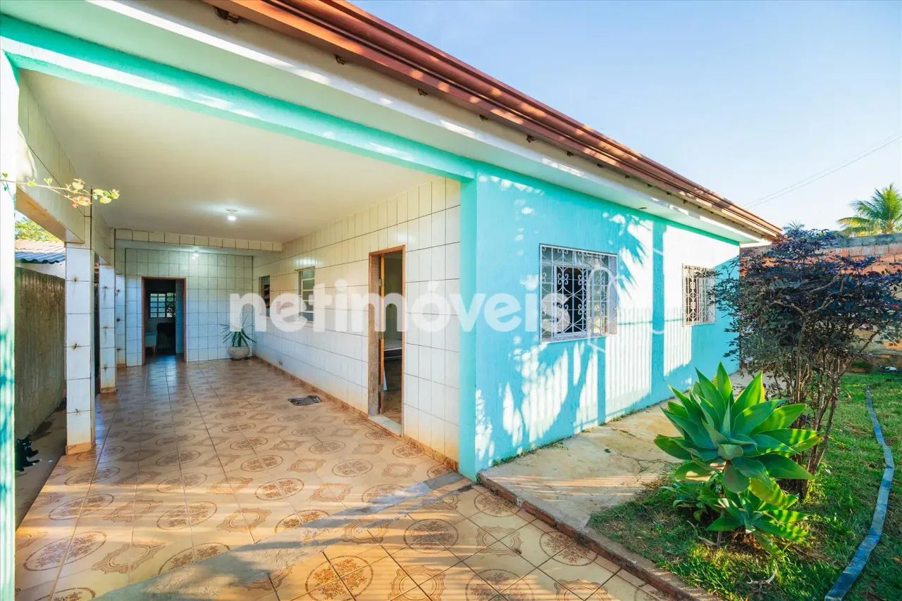 Casa Terrea- Planaltina DF - Suíte- Vaga de garagem coberta