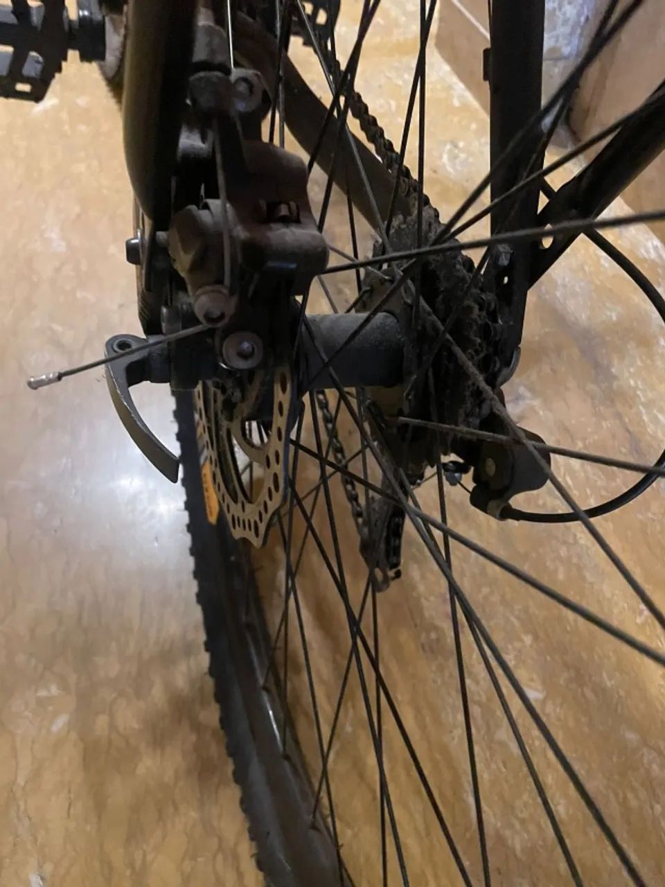 BICICLETA ARO 29 USADA - Foto 4