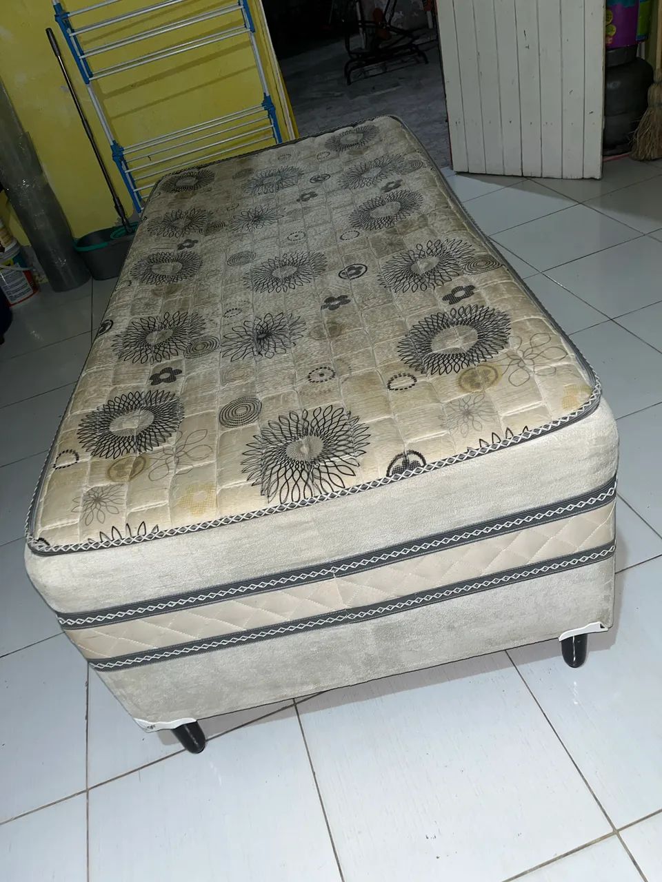 Cama box solteiro - Desing Colchões