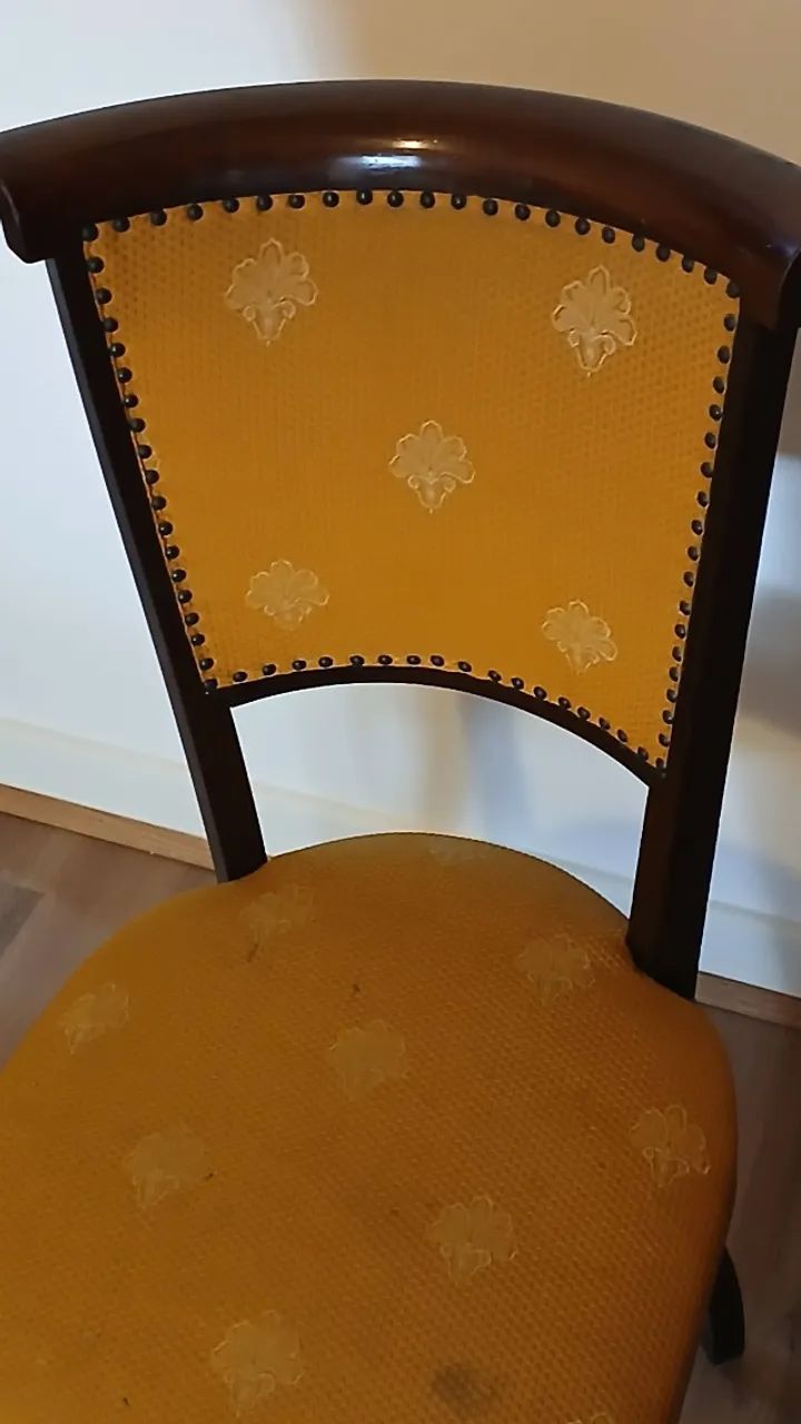 Cadeira Estilo Biedermeier Clássica com Encosto de Gôndola em Madeira - Foto 4