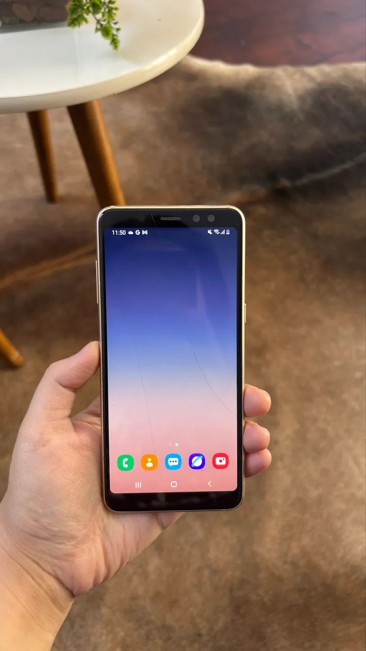 Samsung A8