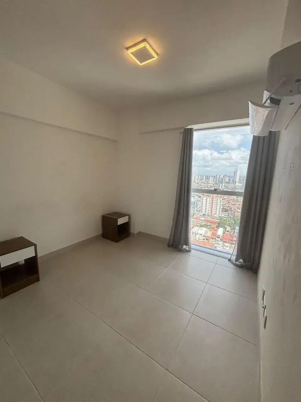 UNIQUE STUDIO  APTO DE 70 METROS, 2/4 SENDO 1 SUÍTE É 2 BANHEIROS - Foto 4