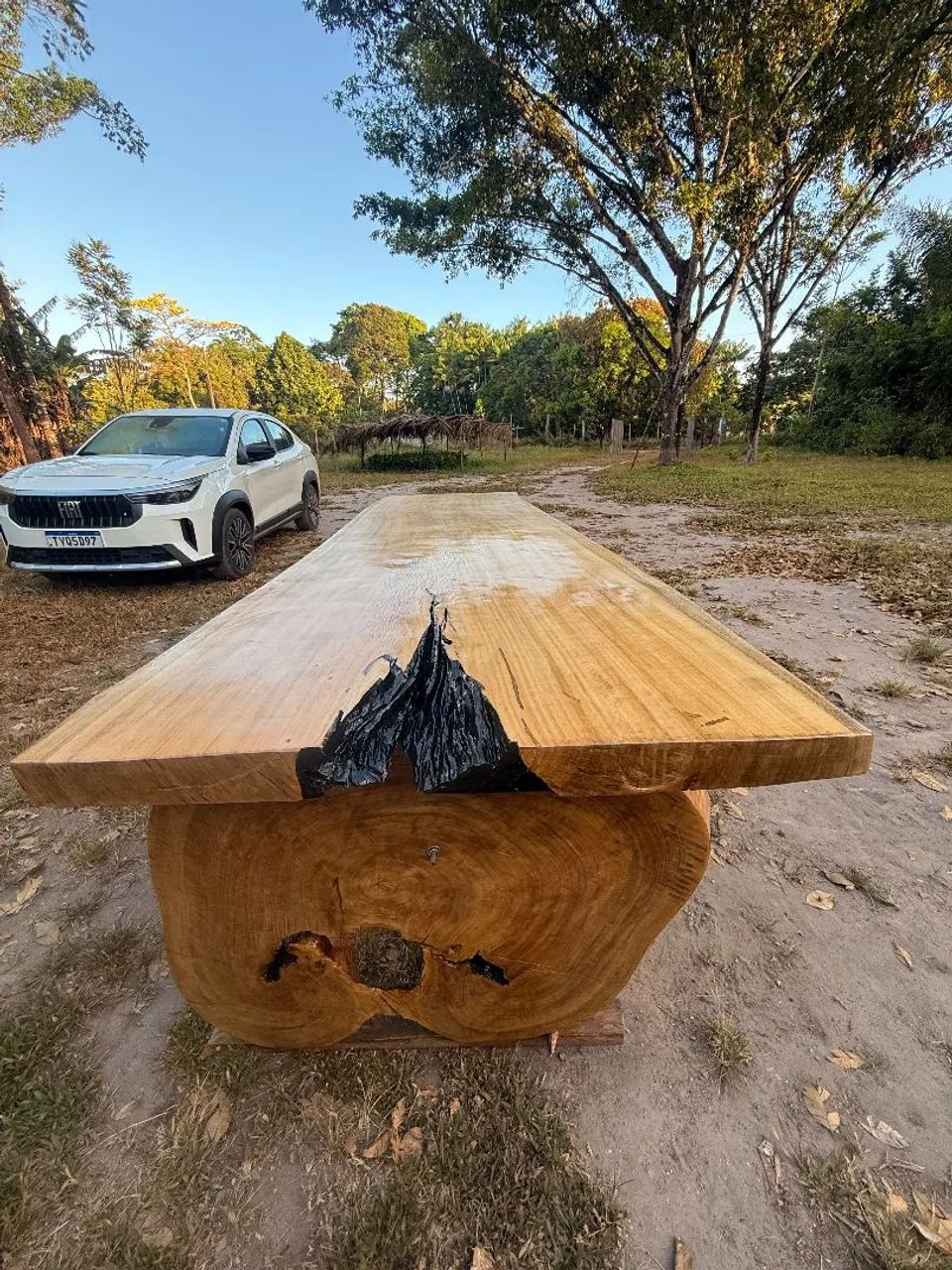 Vendo mesa rústica de piquiá 
