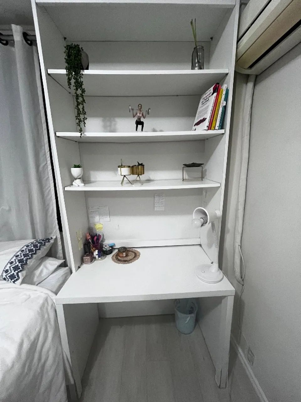 Escrivaninha/mesa de escritório  - Foto 5