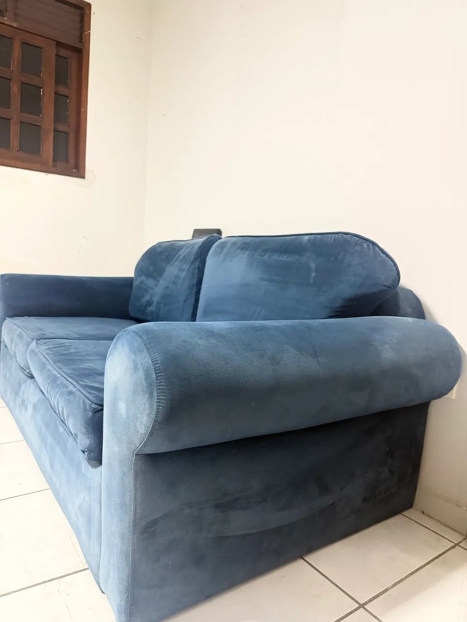 Vendo lindo sofá-cama de 2 lugares - Foto 2