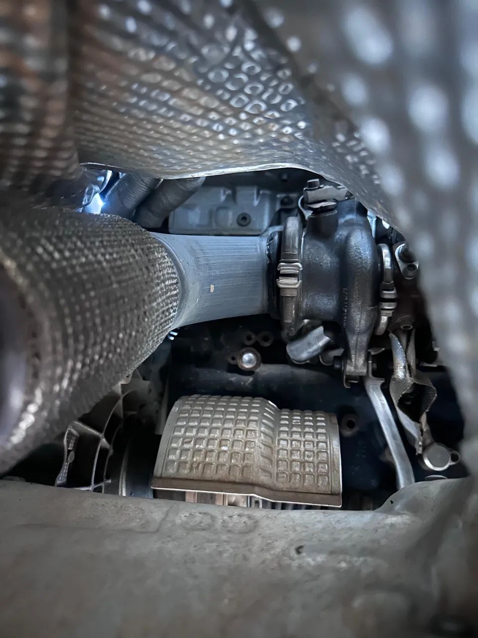 Vendo Downpipe 3 polegadas com afastador de sonda Jetta 2016 - Foto 2