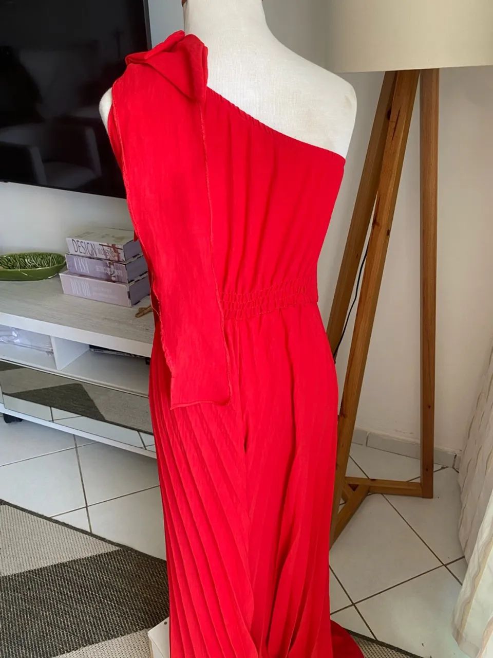 Macacão plissado um ombro só vermelho M - Foto 3